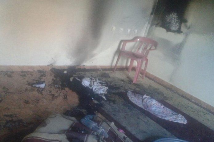 Elektrik lambasından çıkan yangın korkuttu