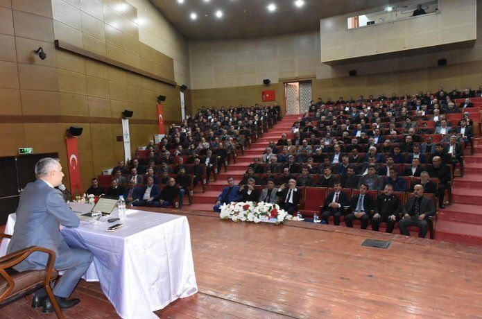 Muhtarlara eğitim verildi