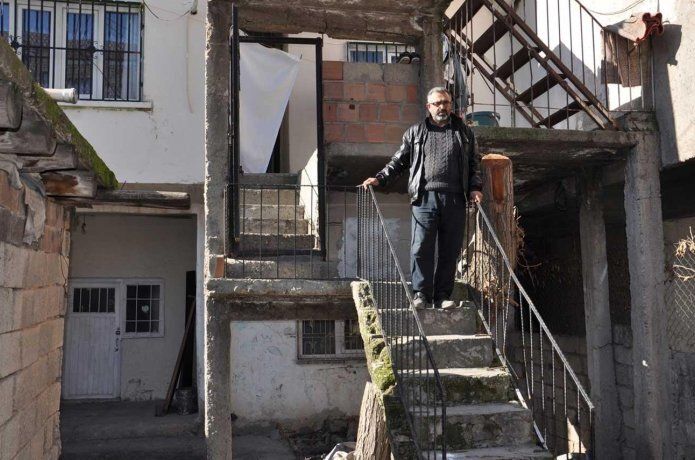 8 nüfuslu aile yardım bekliyor