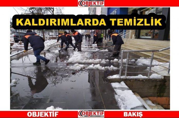 Kar küreme ekipleri iş başında