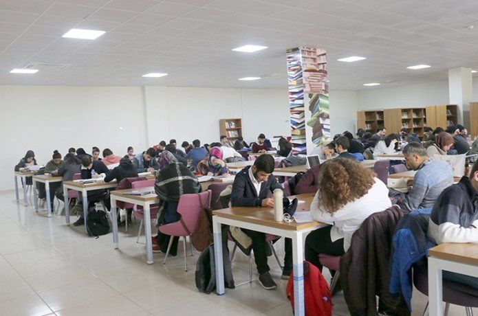 Kütüphane saat 22'ye kadar açık kalacak