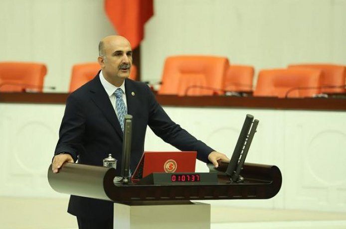 Özdemir tıp bayramını kutladı
