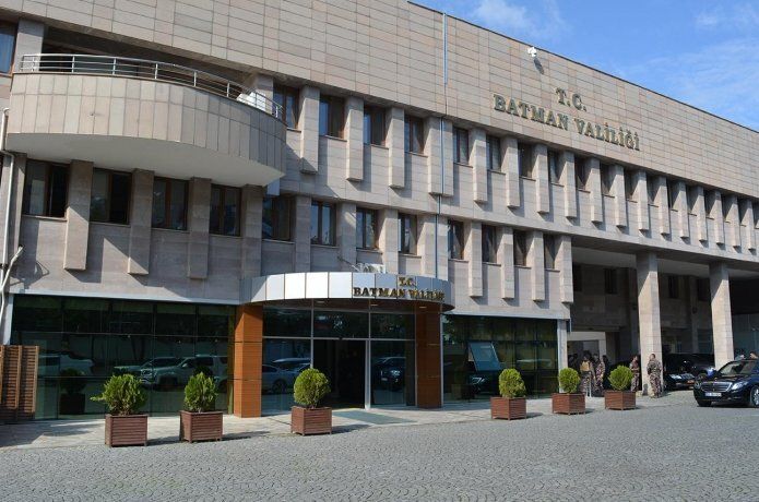 Batman Valiliği: Tüm kamu ve özel mekânlar geçici bir süre kapatılmıştır