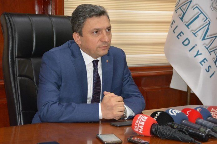 Batman Belediye Başkanlığına getirilen Şahin: "Doğru projelerle güzel hizmetler yapacağız"