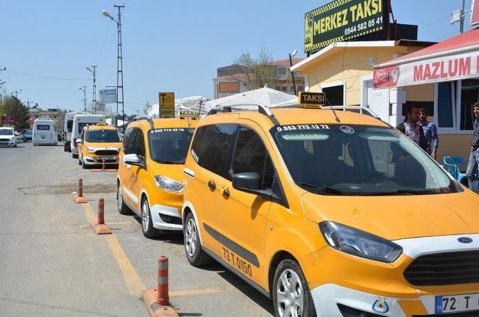 Batman'da taksici esnafı: İşlerimiz yüzde 90 oranında düştü