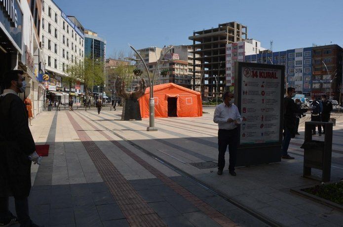 çarşılara giriş çıkışlar kısıtlandı