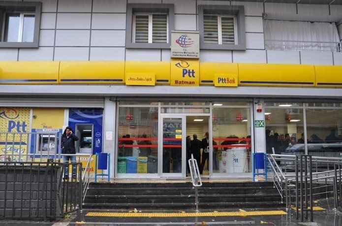 Tüm PTT şubeleri hizmet vermeye başladı