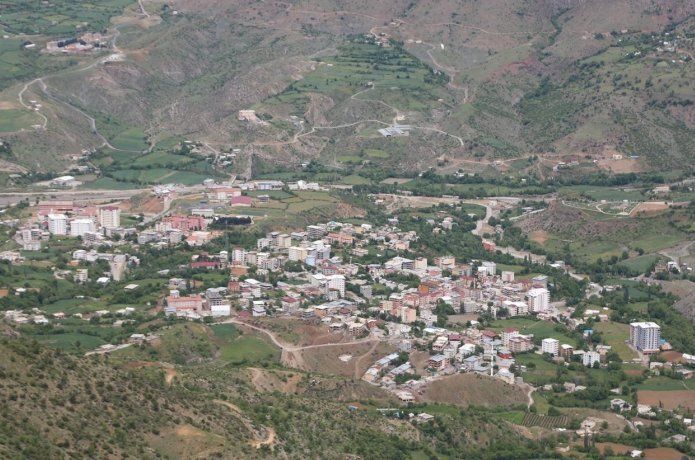 Sason'da 2 bina daha karantinaya alındı