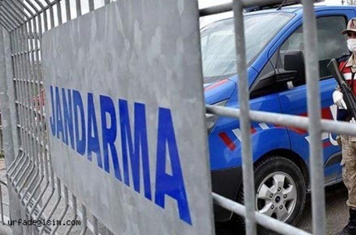 Gercüş'te bir köye karantina uygulaması yapılıyor