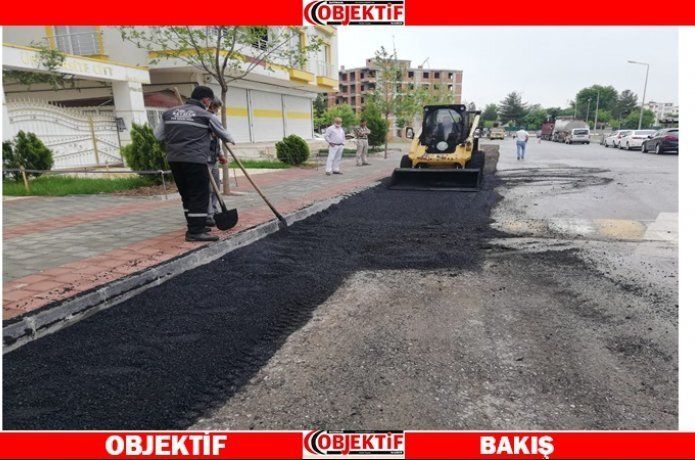 Asfalt yol yapım ve onarım çalışmaları devam ediyor