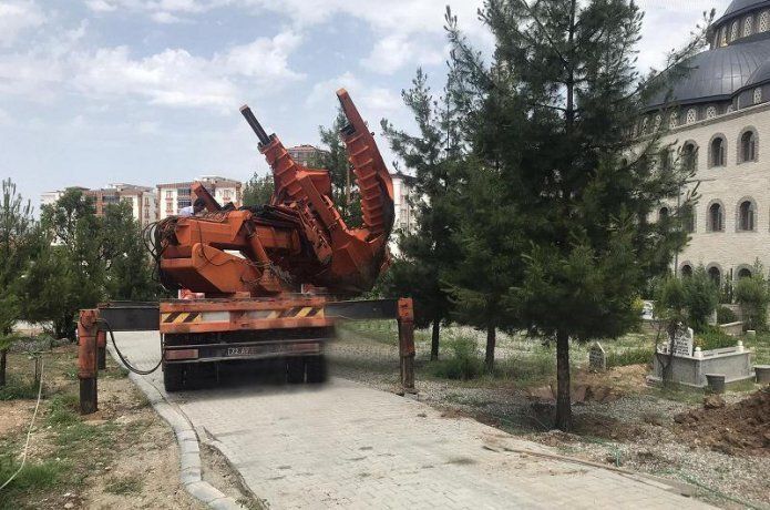 Tilmerç mezarlığında hummalı çalışma