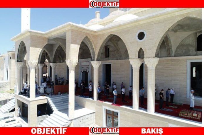 Batman’da salgın sürecinde ikinci Cuma namazı kılındı