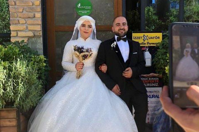 Kaptan evlendi