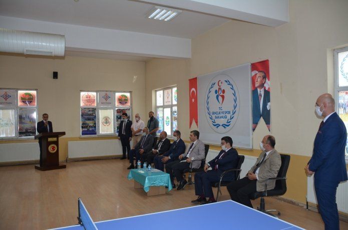 Gençlik’ten masa tenisi rüzgârı