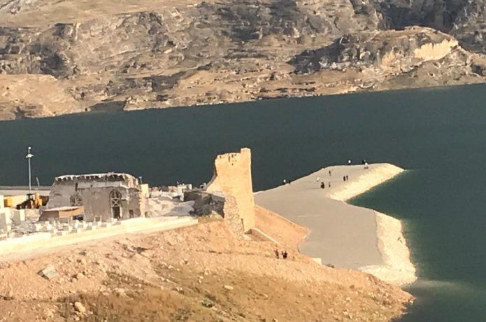 Yüzen liman iskeleden koptu