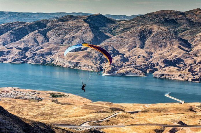 Bölge paraşütçüleri Hasankeyf semalarında buluştu
