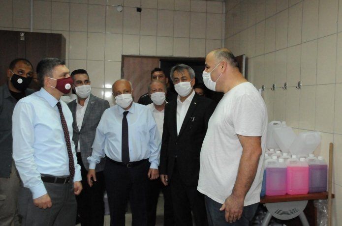 Vali Şahin, üniversitenin üretim atölyelerini inceledi