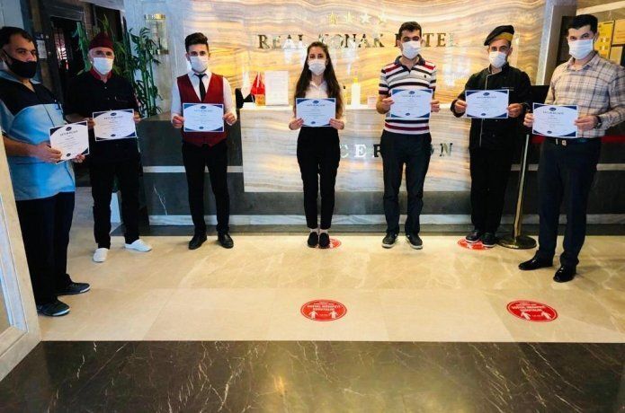 Real Konak Hotel’e uluslararası hijyen eğitimi