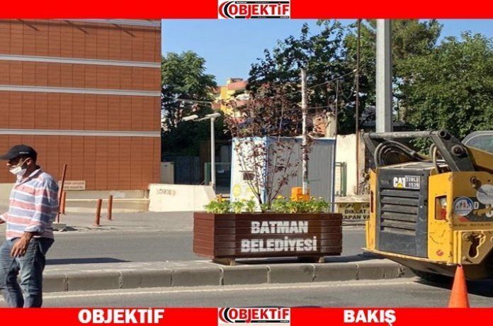 Ahşap saksılarla kente farklı bir güzellik