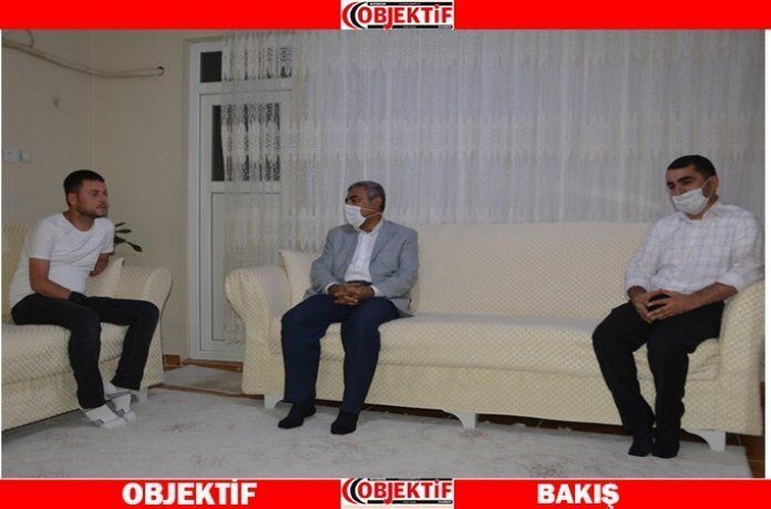 HÜDA PAR Batman İl Teşkilatı, elektrik akımına kapılan genci ziyaret etti