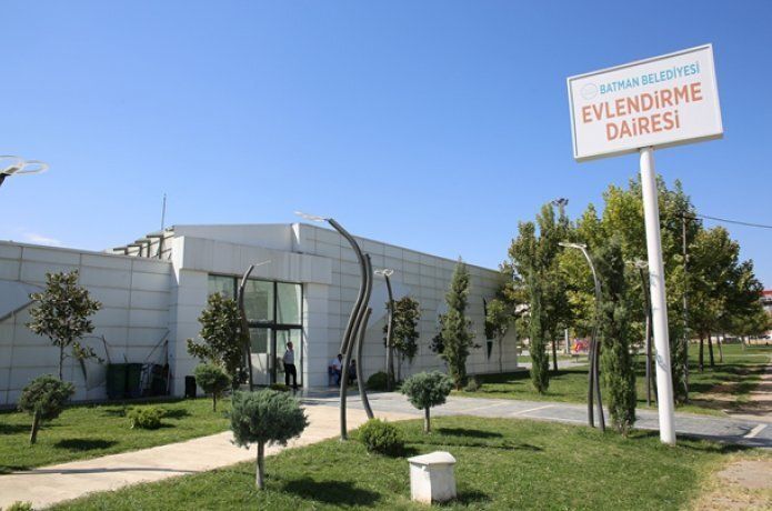 900 çiftin resmi nikâhı kıyıldı
