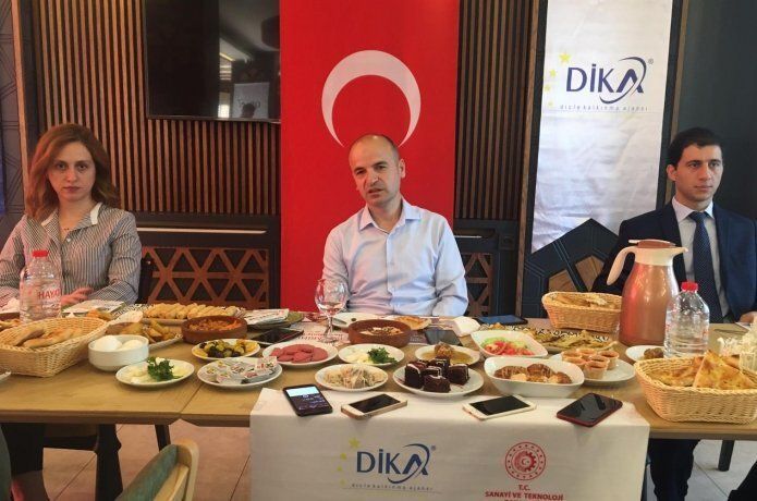 DİKA, Batmanda basınla bir araya geldi