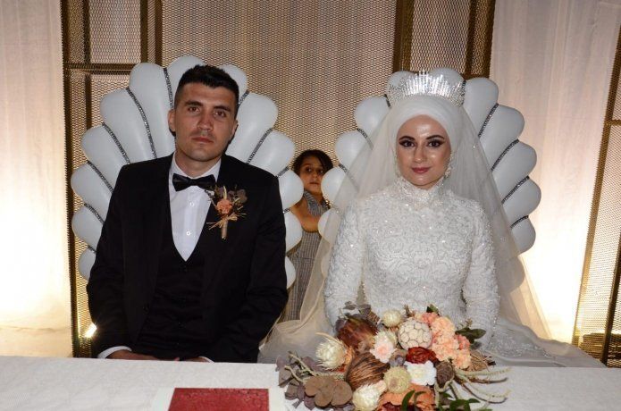 Ece ve Doğan ailesinden görkemli düğün