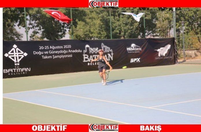 Doğu ligi tenis turnuvası Batman’da başladı
