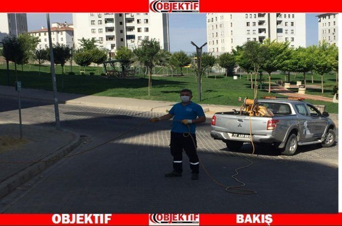 Batman Belediyesi ilaçlama çalışmalarına hız verdi