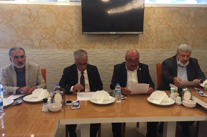 Doğru parti basınla bir araya geldi