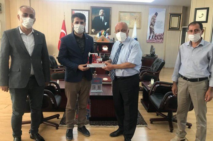 Yedihilal’den Rektör Durmuş’a ziyaret