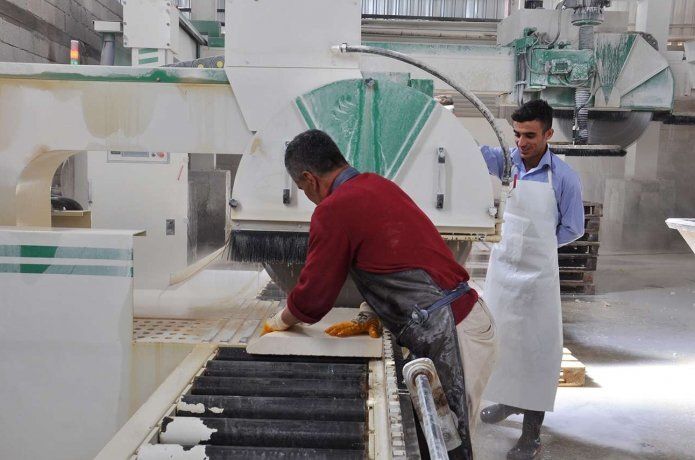 Kayapınar Beldesi Belediye Başkanı Özhan, istihdam alanlarını genişletiyor