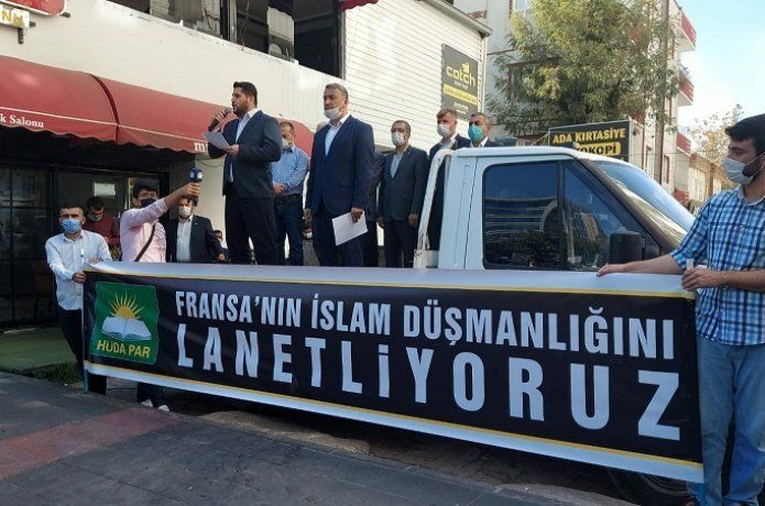 Cumhurbaşkanı Macrona tepki