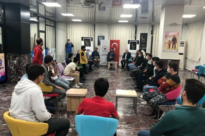 Ak Parti'den YediHilal e ziyaret