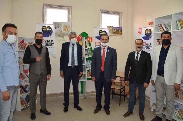 Eskice ilkokulunda kütüphane açılışı