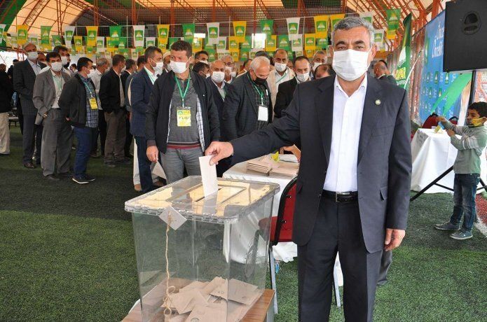 Şahin il başkanlığına yeniden seçildi