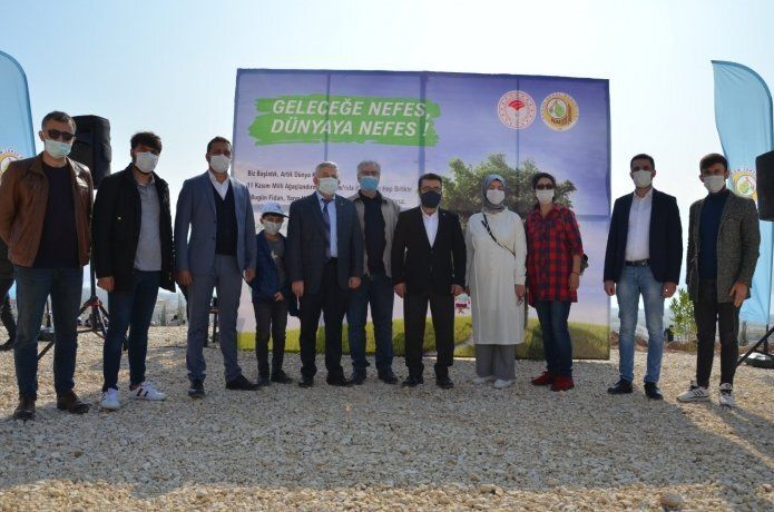 Başkan Gür: "11 Kasım, ağaçları bahane eden zihniyete önemli bir mesajdır"