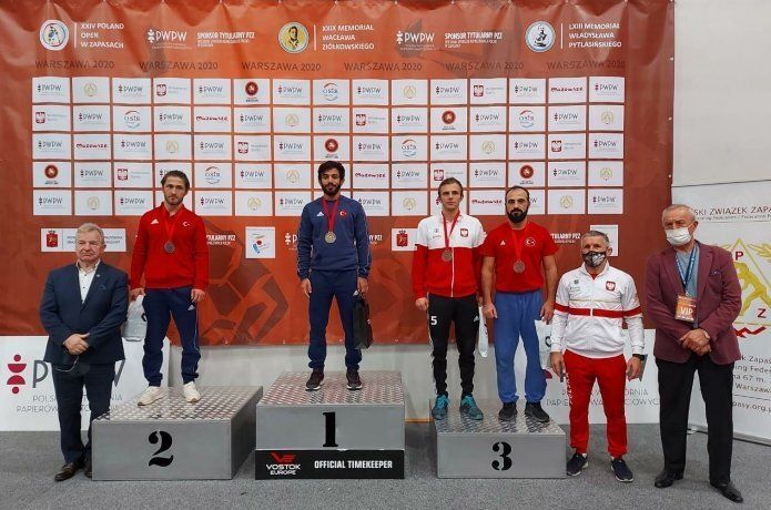 Polonya’dan altın madalya ile döndü