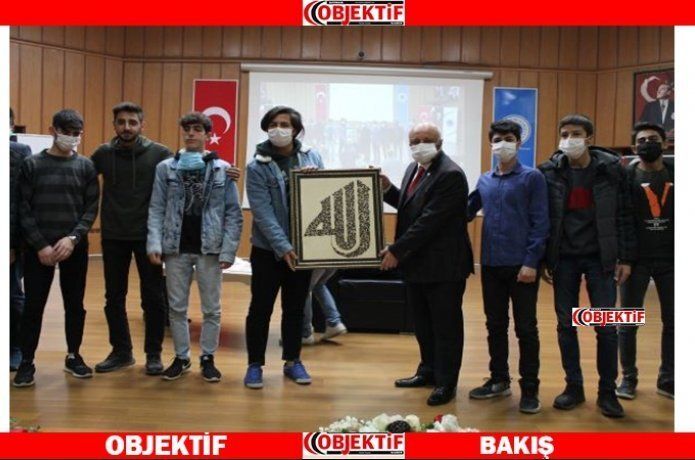 Rektör Durmuş, YediHilal gençliğiyle bir araya geldi