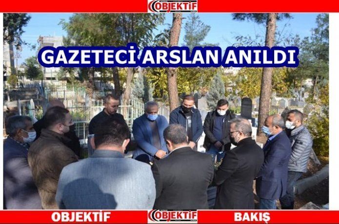 Gazeteci Enver Arslan kabri başında anıldı