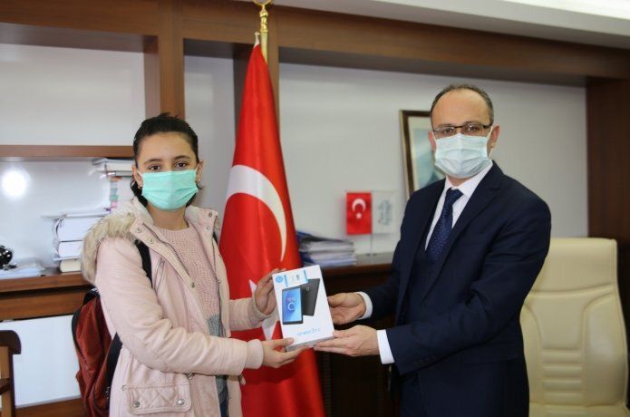 Belediye'den öğrenciye jest