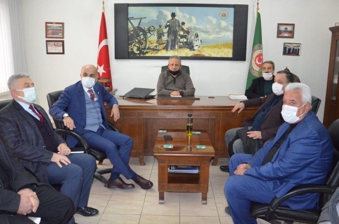 Ziver Özdemir, yöneticileriyle bir araya geldi