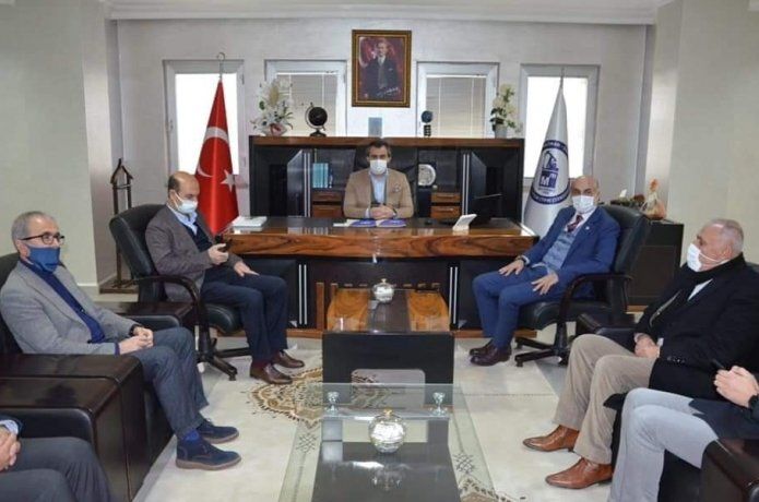 Ziver Özdemir Batman Ticaret Borsası yönetimini ziyaret etti