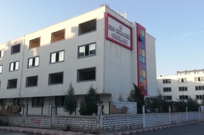 Özdemir'den Kültür Mahallesine okul müjdesi