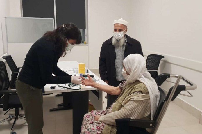 85 yaş üstündekilerin aşı çalışmasına başlandı