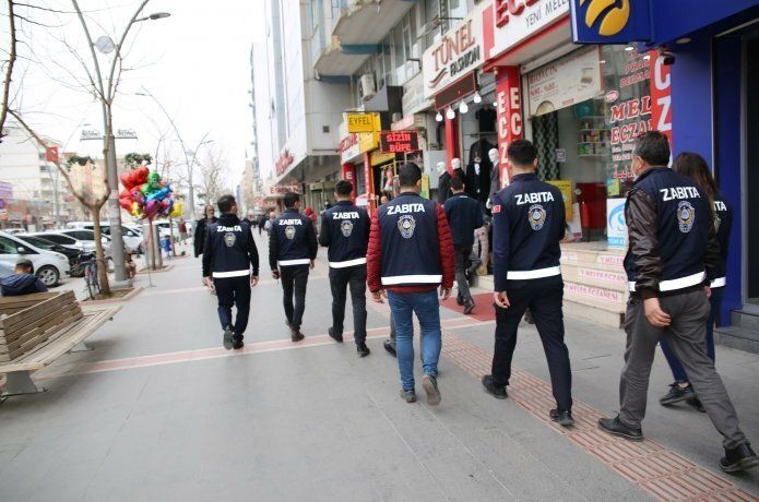 Zabıta’dan maske ve temizlik denetimleri