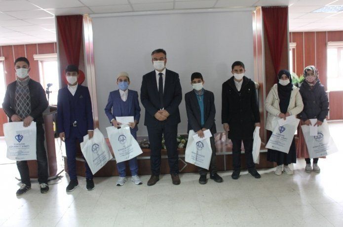 “Hafızlık ve Kur'an-ı Kerim'i Güzel Okuma Yarışmaları” düzenlendi