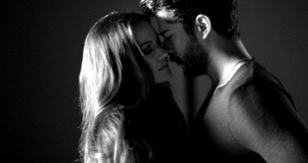 Fahriye Evcen ile Burak Özçivit'ten düet