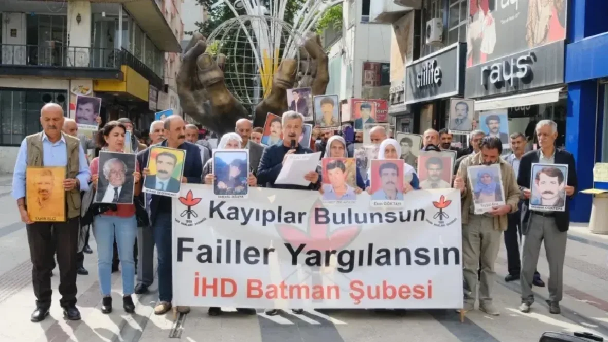 İHD BATMAN’DAN 760’INCI HAFTADA ADALET ÇAĞRISI