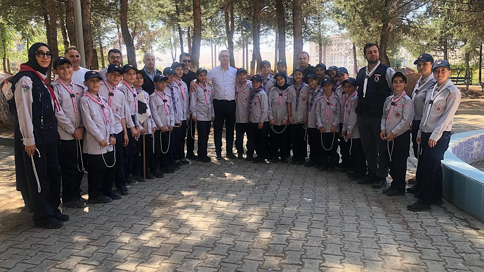 YAŞAR CİĞER, İZCİLERLE BULUŞTU